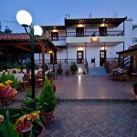 Studios Filippos Skopelos Town Ngoại thất bức ảnh