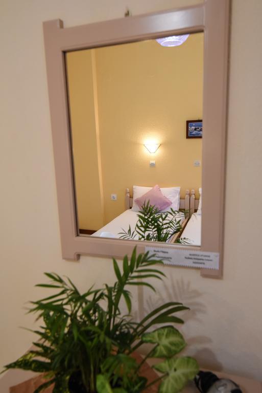 Studios Filippos Skopelos Town Phòng bức ảnh