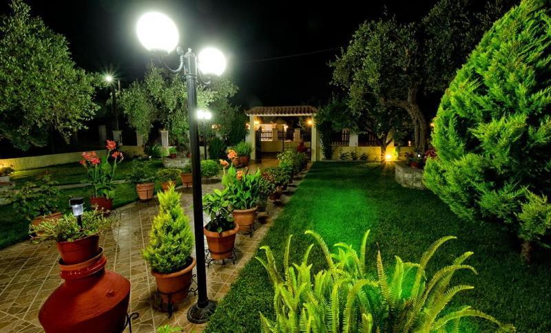 Studios Filippos Skopelos Town Ngoại thất bức ảnh