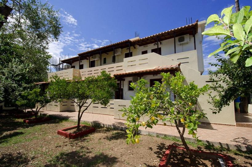 Studios Filippos Skopelos Town Ngoại thất bức ảnh