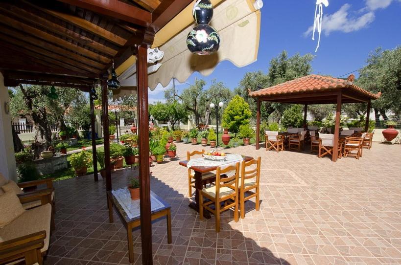 Studios Filippos Skopelos Town Ngoại thất bức ảnh